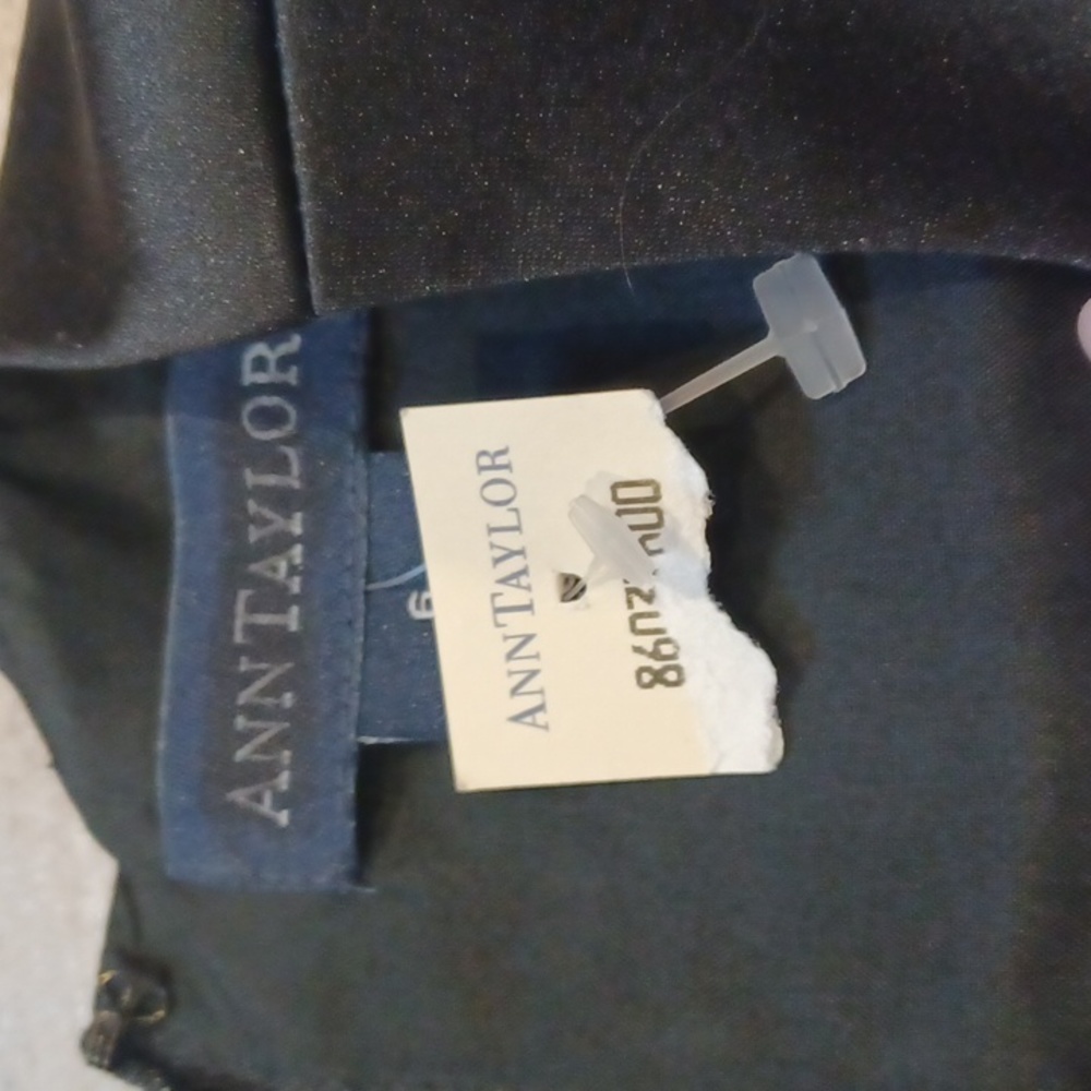 New Ann Taylor Black Sleeveless Blouse - Picture 6 of 9